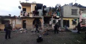 Las casas destruidas en Cristo del Consuelo tras el atentado de agosto de 2022.